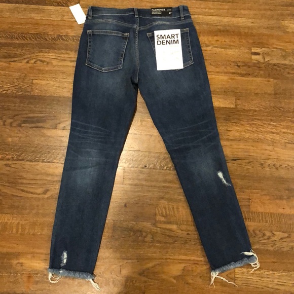 DL1961 Florence Cropped Instasculpt Skinny Jean - Picture 4 of 4